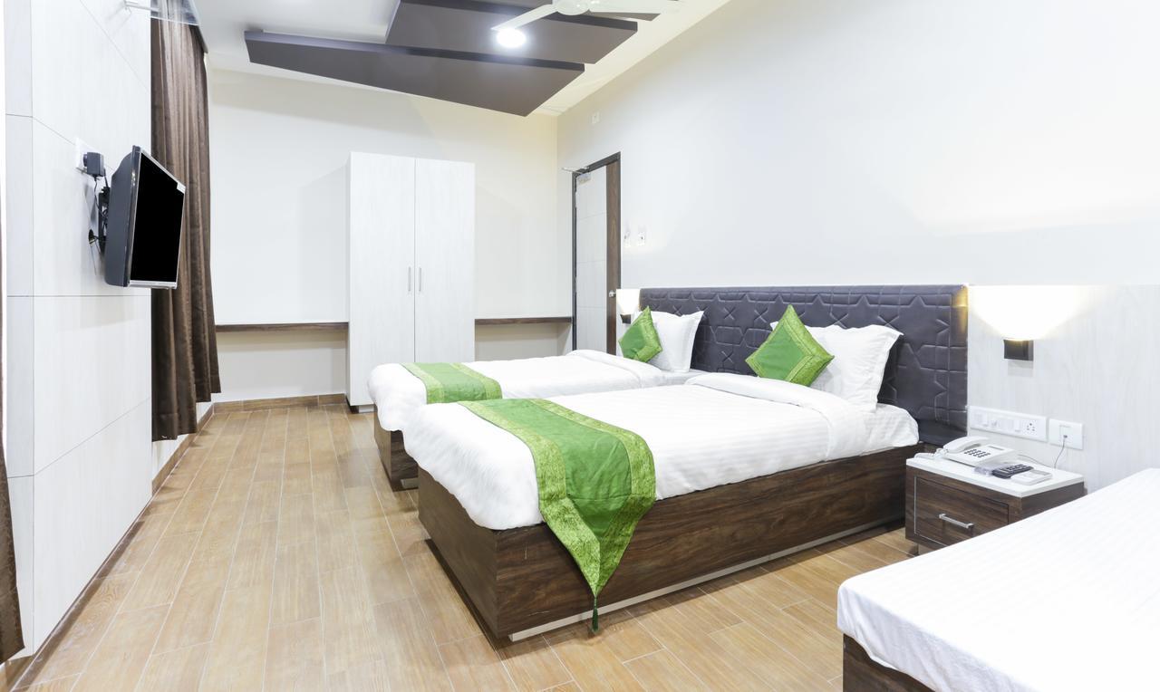 Treebo Trend Grace Residency Hotel Chennai Bagian luar foto